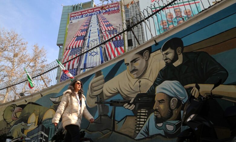 قبيل لقاء ويتكوف وعراقجي المرتقب في تركيا.. ترمب يهدد إيران بـ"أمور سيئة" إذا فشلت المفاوضات